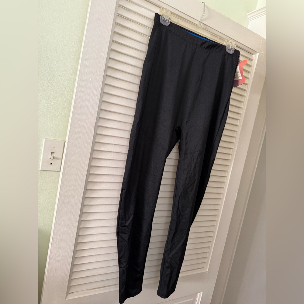 YITTI Black Leggings, NWT